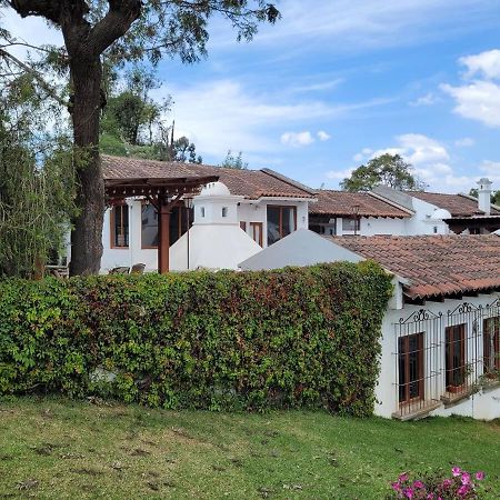 Vila Amplia Casa Antigua Guatemala Con Pergola Y Jardin Exteriér fotografie